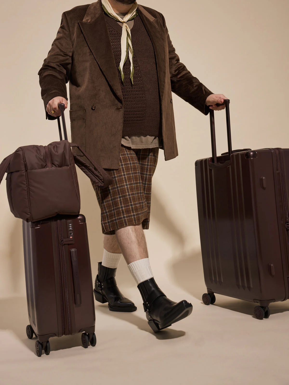 Ambeur 2-Piece Luggage Set - Image 51