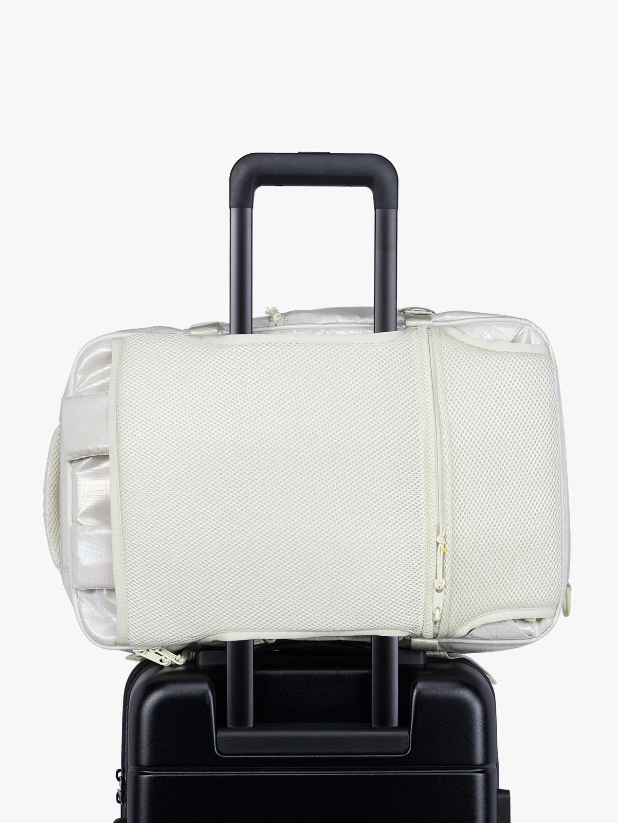 Terra 26L Laptop Duffel Backpack - Image 109