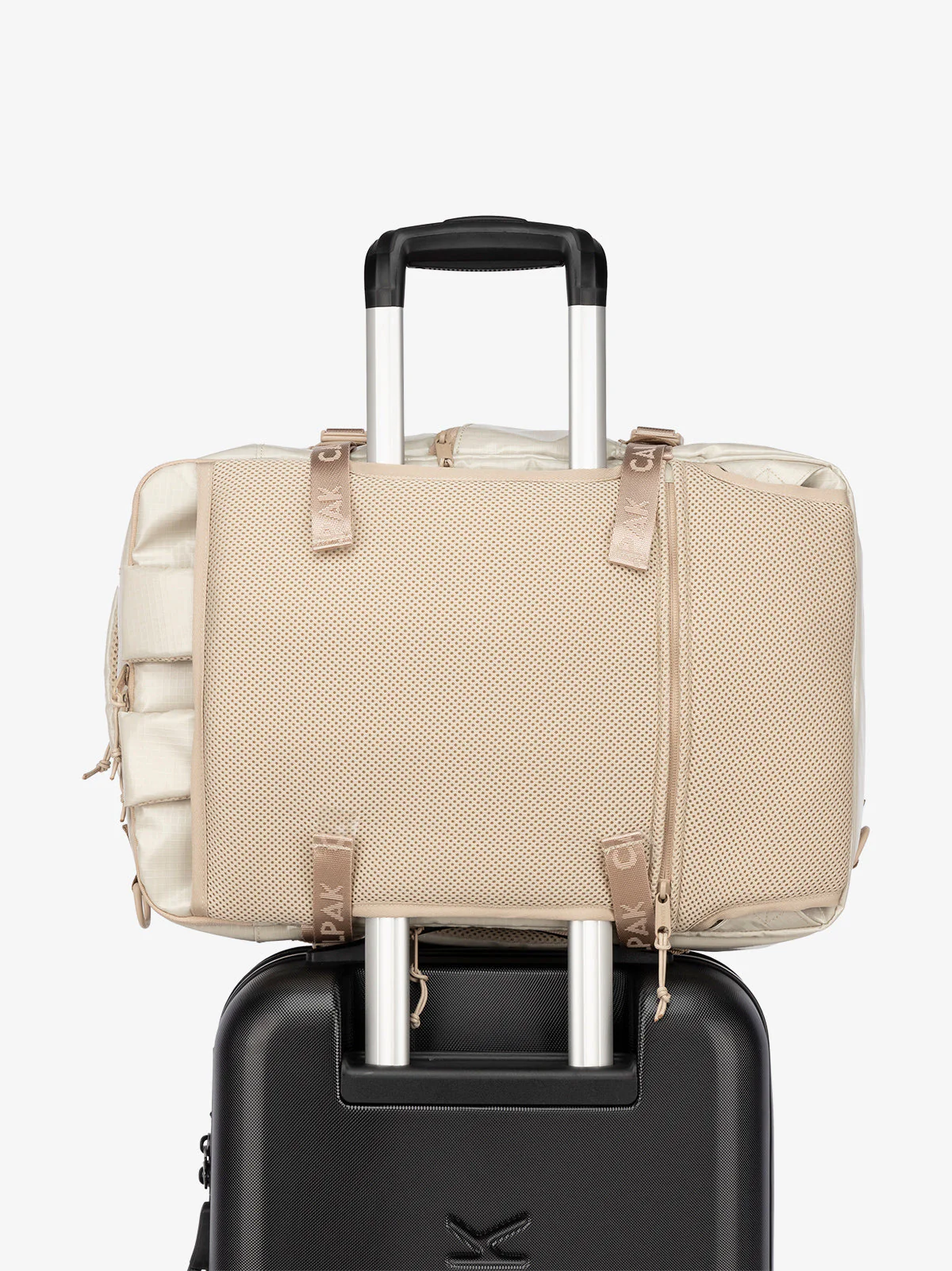 Terra 26L Laptop Duffel Backpack - Image 32
