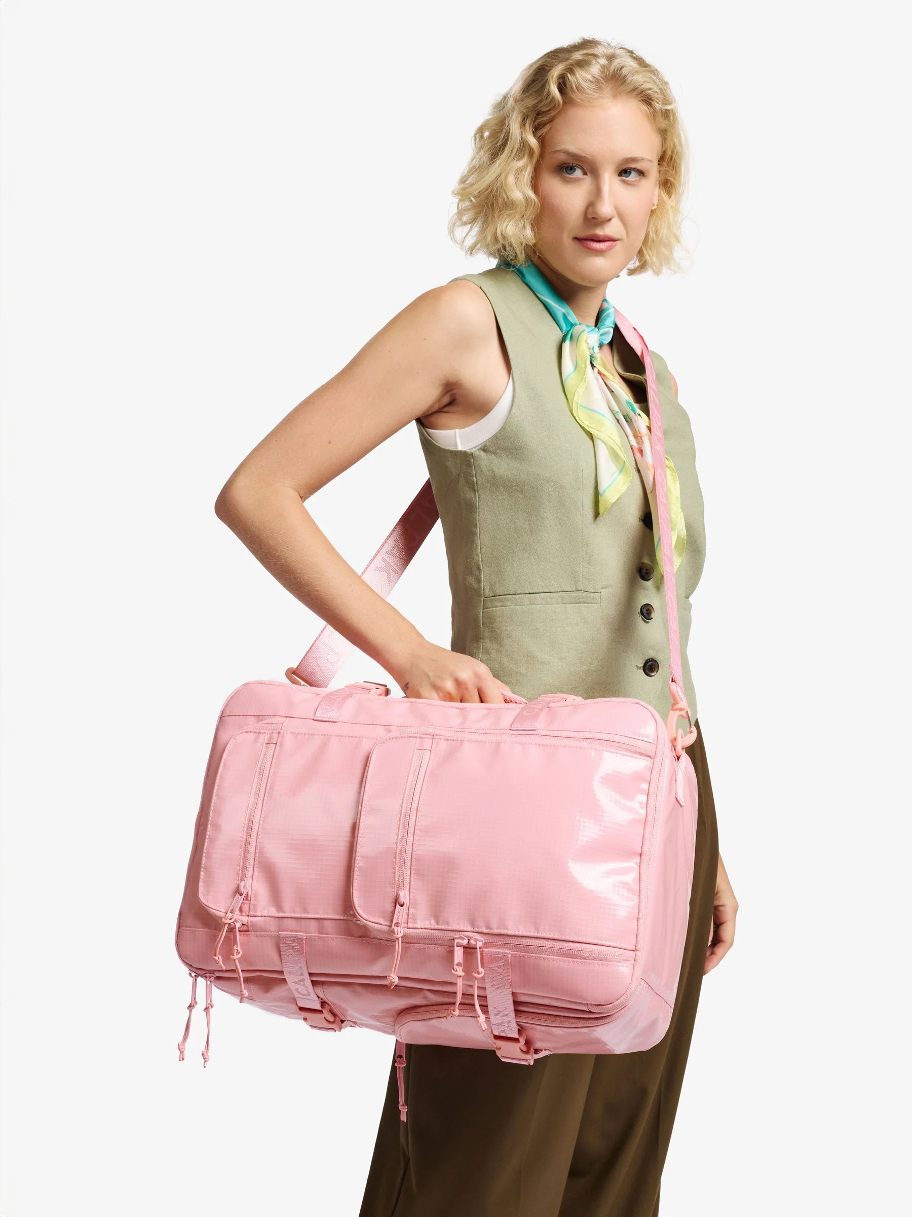 Terra 26L Laptop Duffel Backpack - Image 55