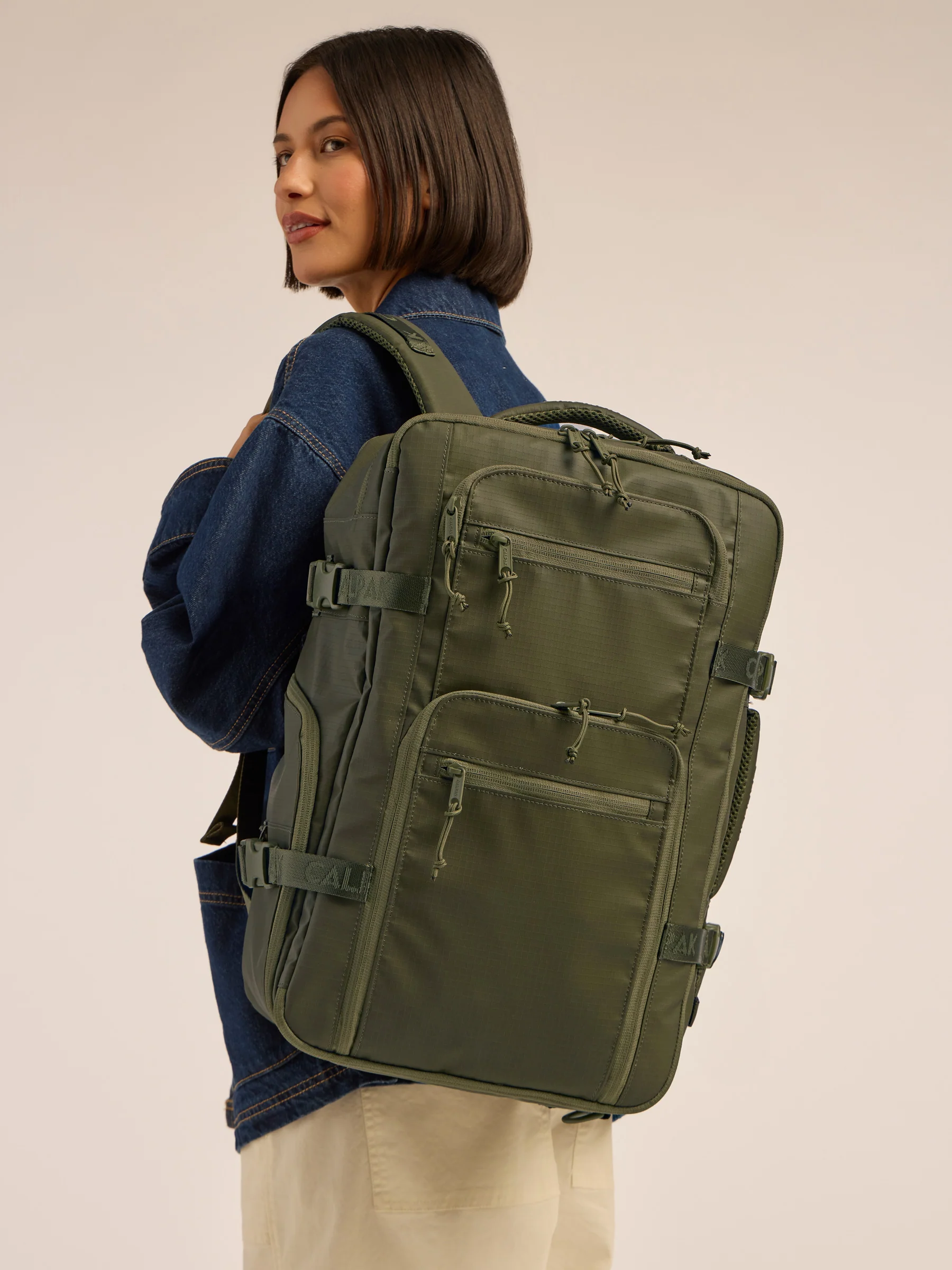 Terra 26L Laptop Duffel Backpack - Image 71