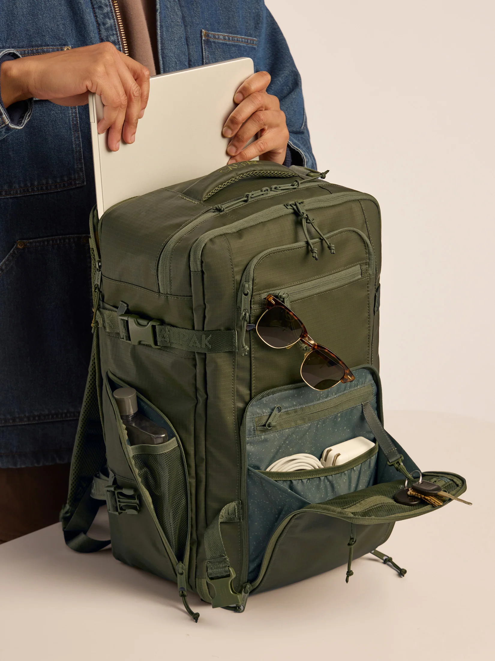 Terra 26L Laptop Duffel Backpack - Image 73