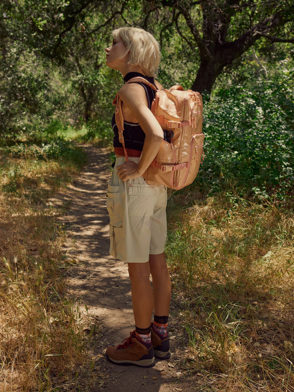 Terra 26L Laptop Duffel Backpack - Image 9