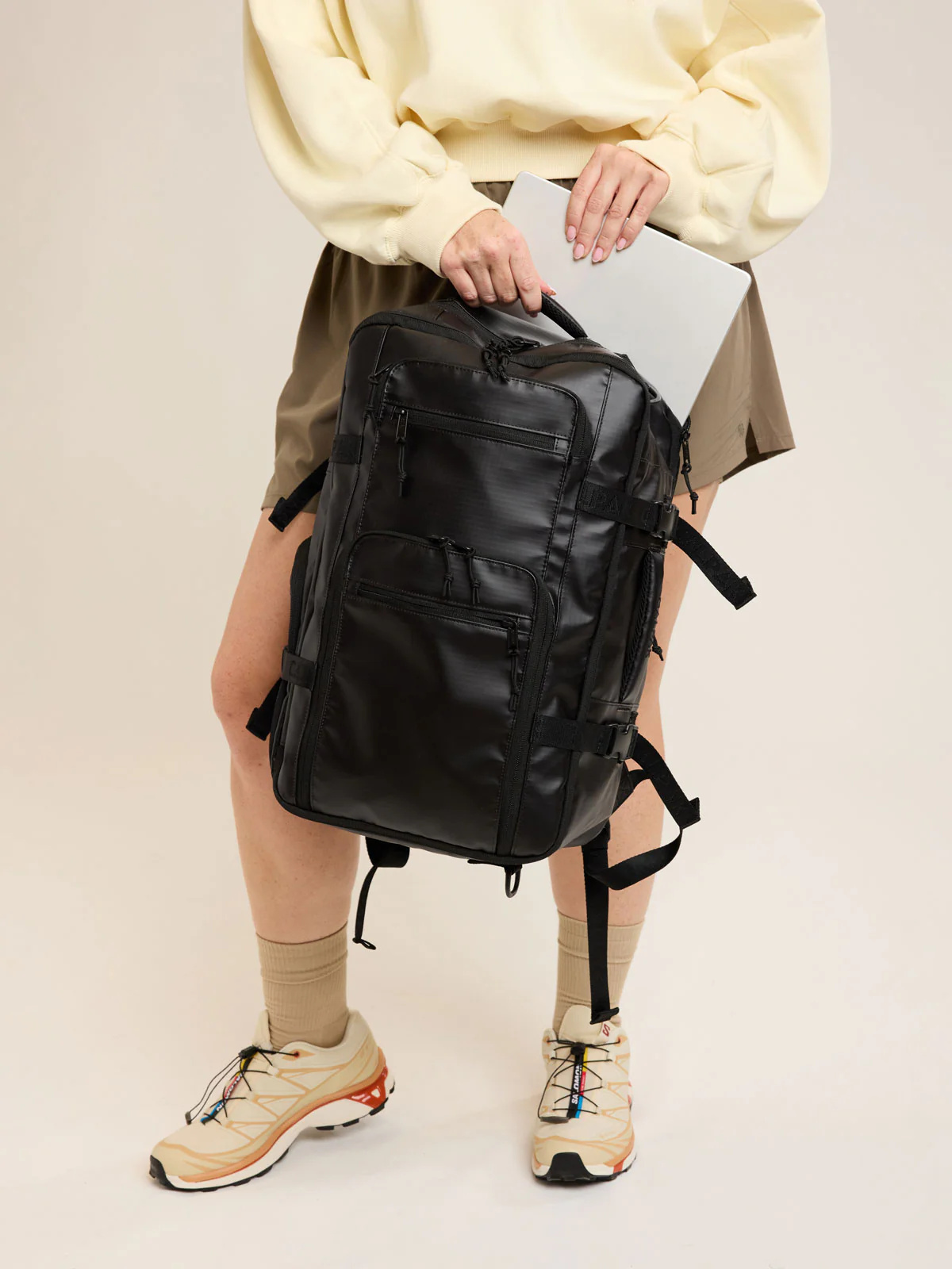 Terra 26L Laptop Duffel Backpack - Image 92