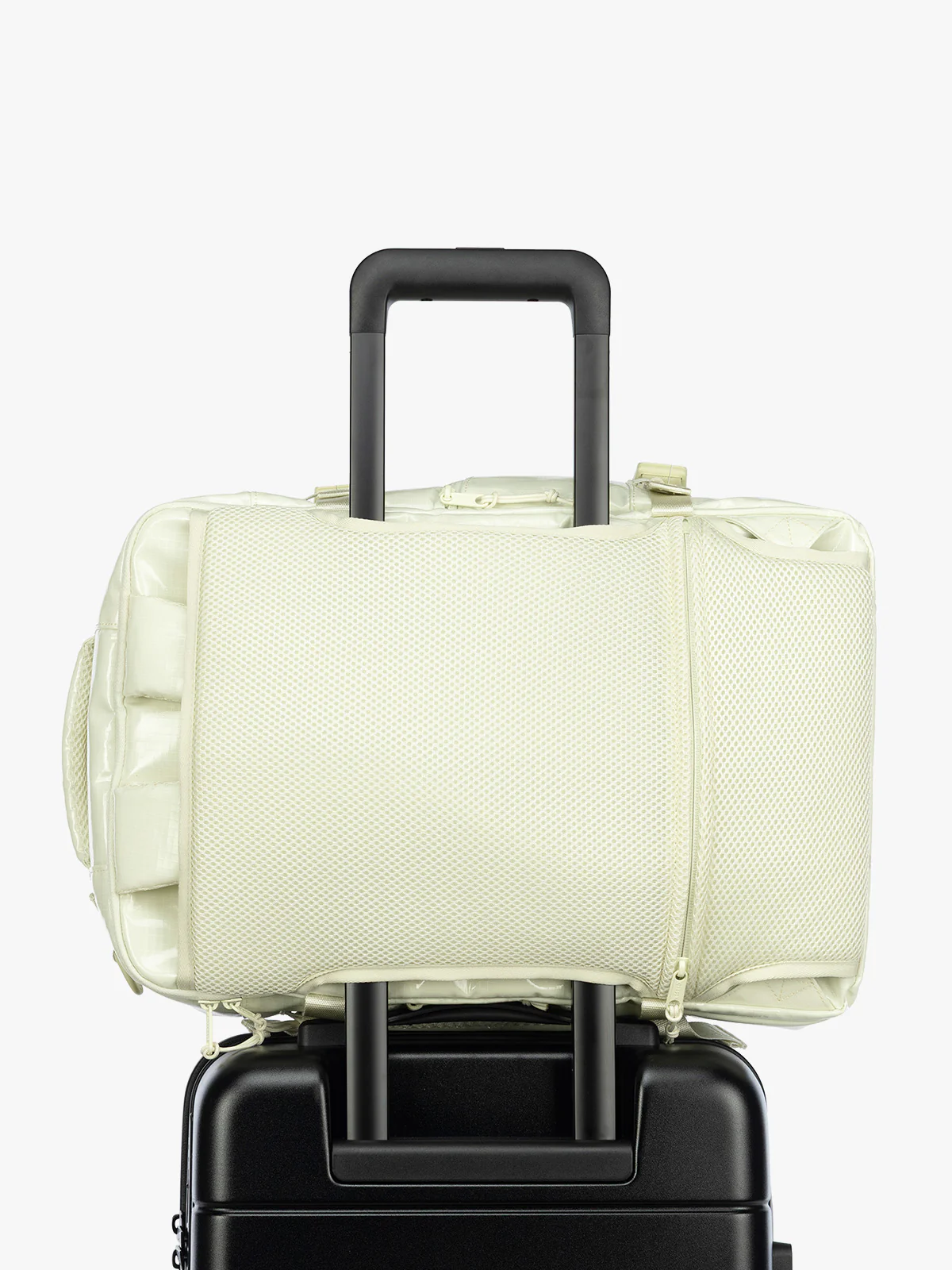 Terra 26L Laptop Duffel Backpack - Image 98